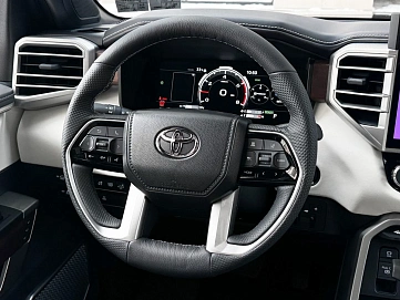 Toyota Sequoia, 2025г, полный привод, автомат