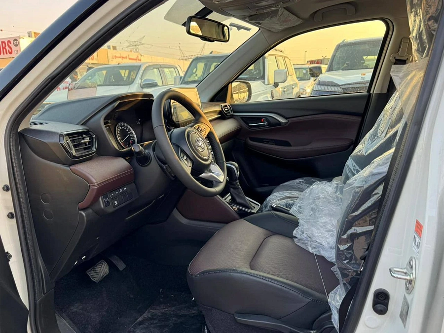 Toyota Urban Cruiser, 2025г., передний привод, автомат