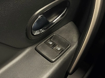 Renault Sandero, 2016г, передний привод, механика