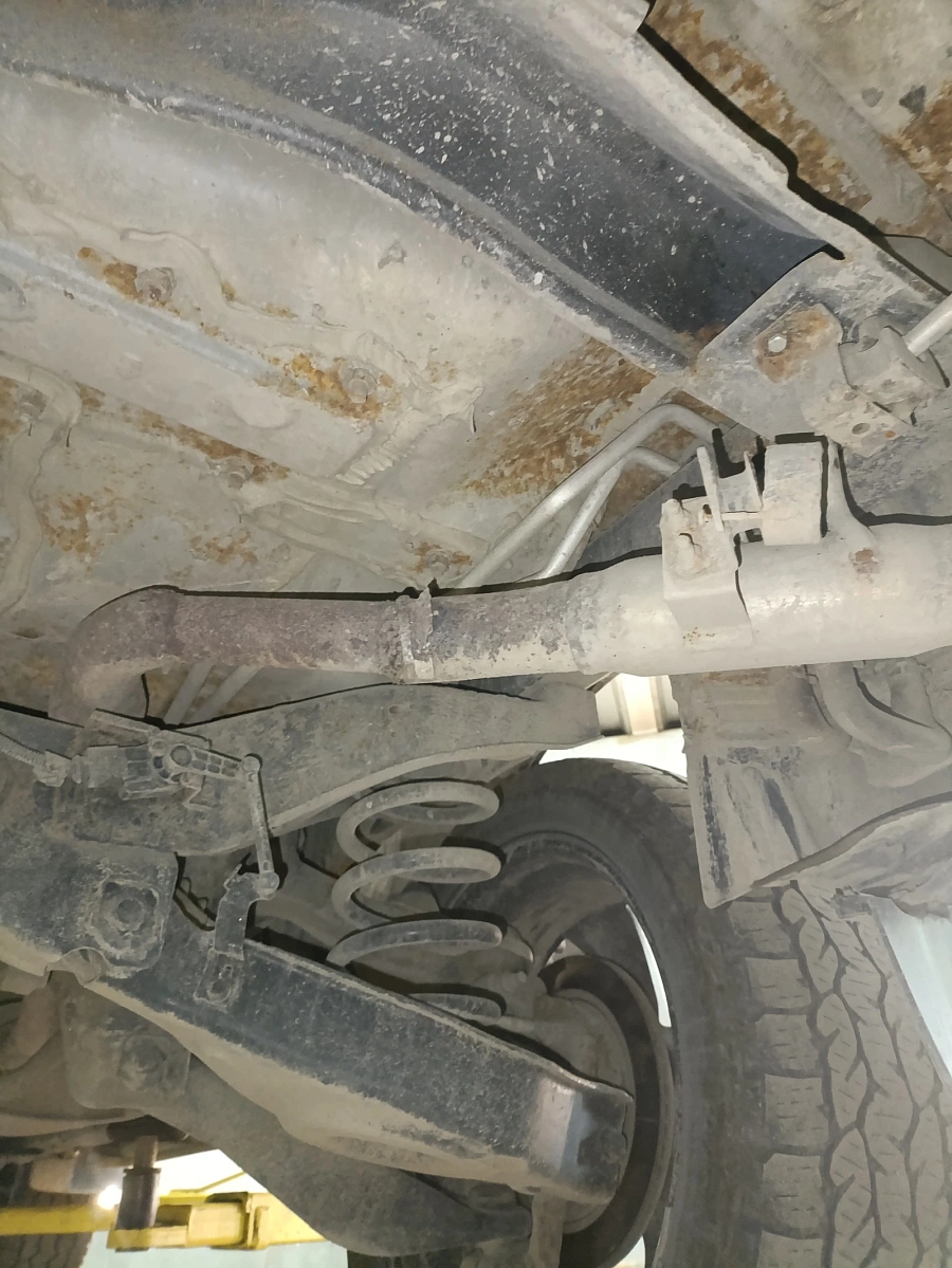 Nissan Pathfinder, 2008г., задний привод, автомат
