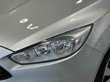 Ford Focus, 2016г, передний привод, робот