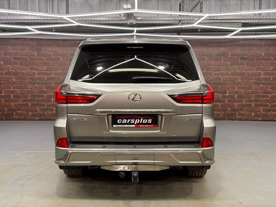 Lexus LX, 2017г., полный привод, автомат