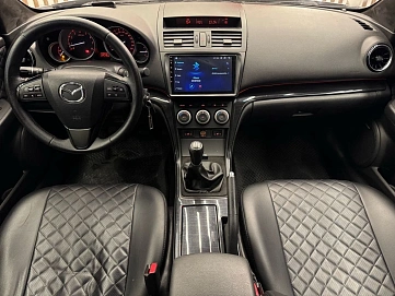 Mazda 6, 2008г, передний привод, механика