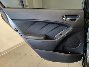 Kia Cerato, 2013г, передний привод, автомат