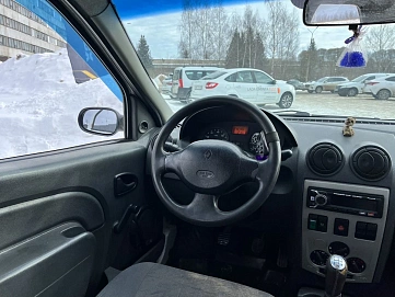 Renault Logan, 2006г, передний привод, механика