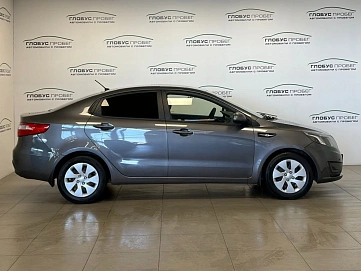 Kia Rio, 2011г., передний привод, механика