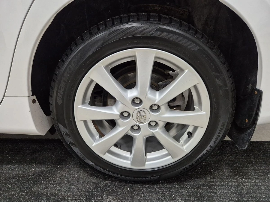 Toyota Camry, 2017г., передний привод, автомат