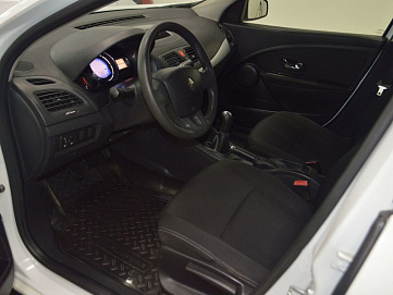 Renault Fluence, 2014г, передний привод, механика