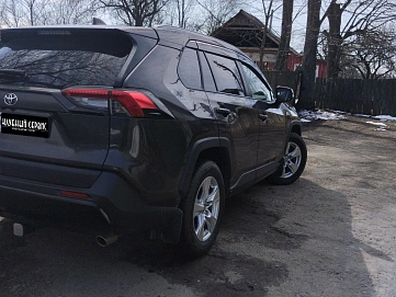 Toyota RAV4, 2019г, передний привод, механика