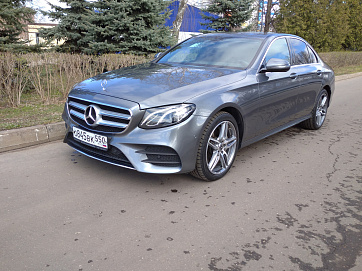 Mercedes-Benz E-Класс, 2018г, полный привод, автомат