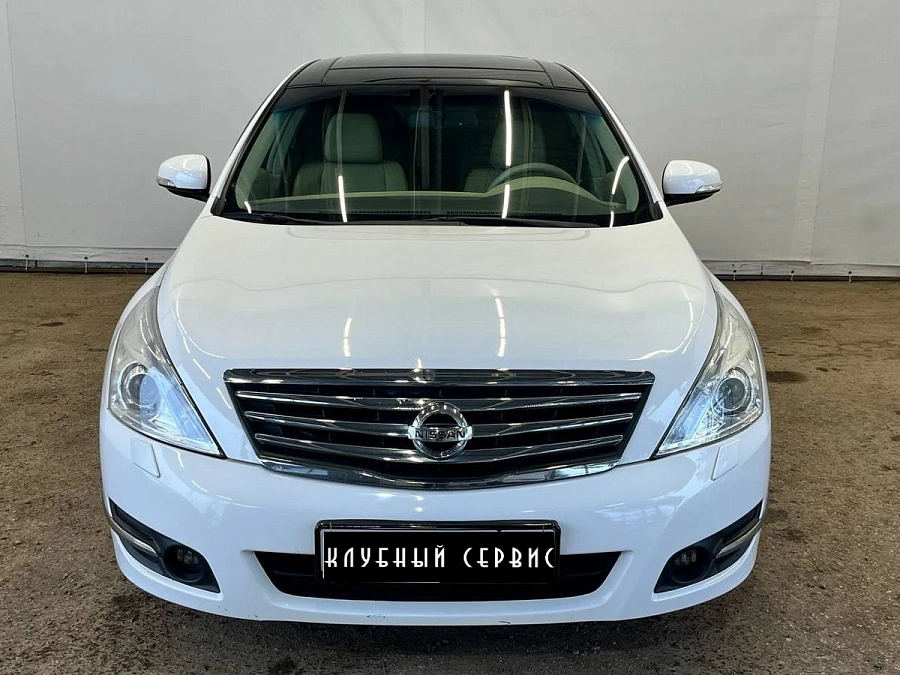 Nissan Teana, 2013г., передний привод, вариатор
