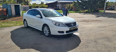 Renault Latitude, 2012г, передний привод, автомат