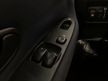 Mitsubishi Carisma, 2003г, передний привод, механика