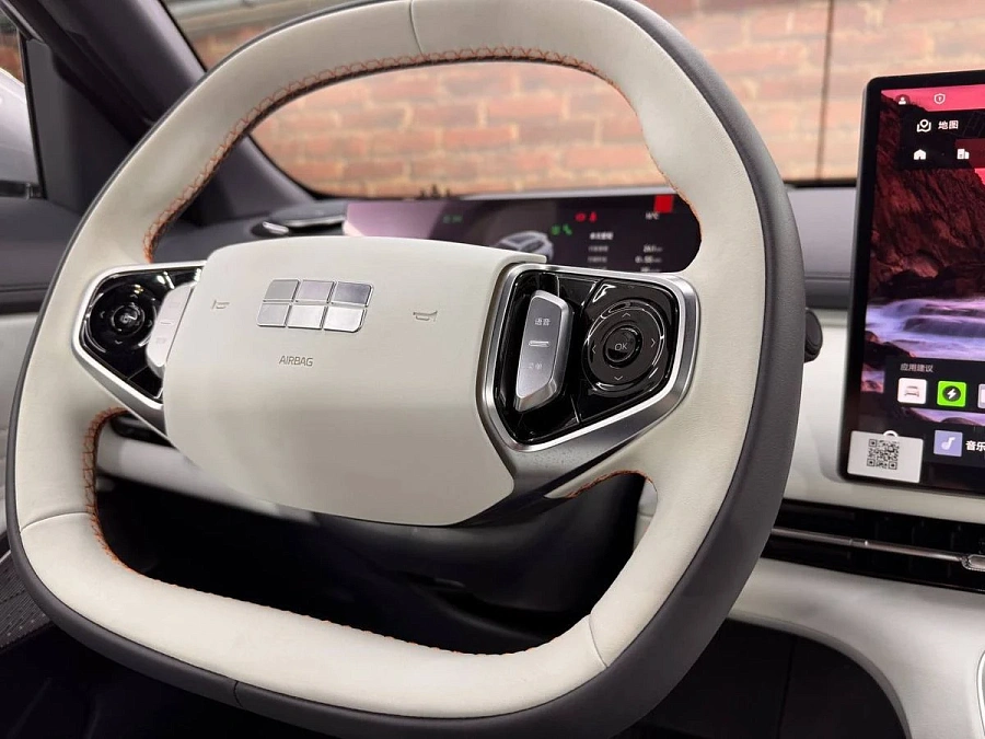 Geely Galaxy Starship 7, 2025г., передний привод, автомат