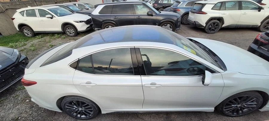 Toyota Camry, 2026г., передний привод, вариатор