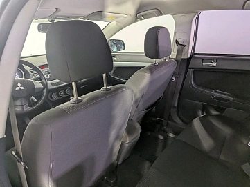 Mitsubishi Lancer, 2011г, передний привод, механика