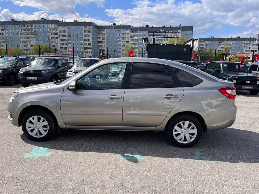 Lada (ВАЗ) Granta, 2022г., передний привод, механика