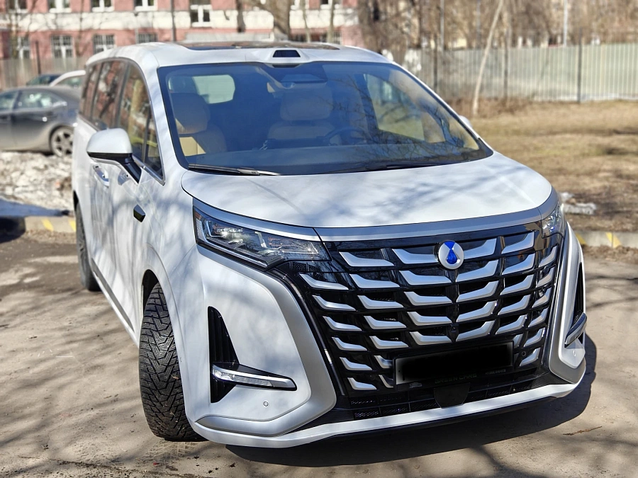 Denza D9, 2025г., полный привод, автомат