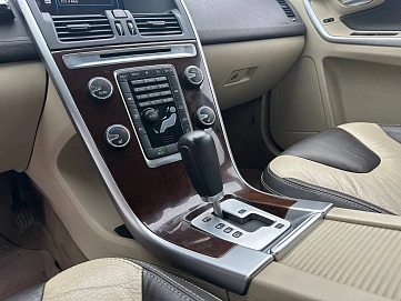 Volvo XC60, 2011г, полный привод, автомат