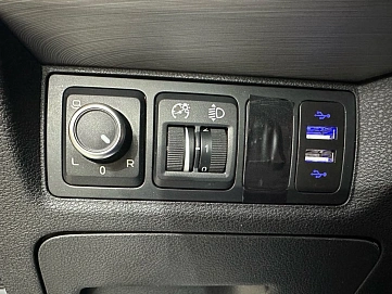 Geely Atlas, 2018г, передний привод, автомат