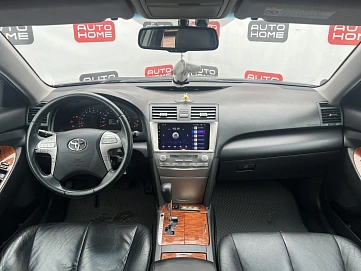 Toyota Camry, 2010г., передний привод, автомат