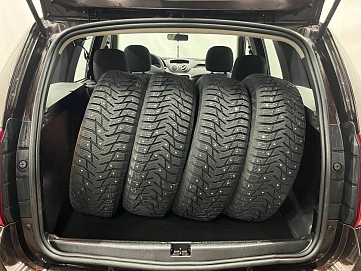 Renault Duster, 2015г, передний привод, механика