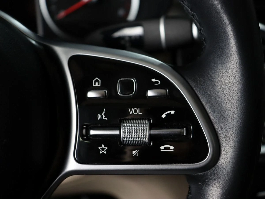 Mercedes-Benz GLC, 2022г., полный привод, автомат