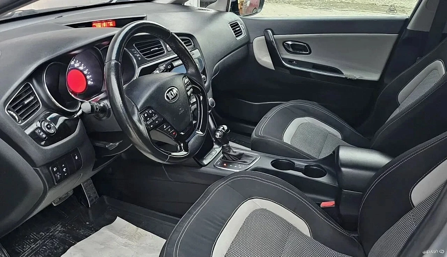 Kia Ceed, 2014г., передний привод, автомат