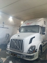 Volvo VNL, 2004г, Механическая