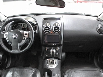 Nissan Qashqai, 2008г, передний привод, вариатор