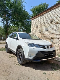 Toyota RAV4, 2013г, полный привод, вариатор
