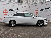 Volkswagen Passat, 2016г., передний привод, робот