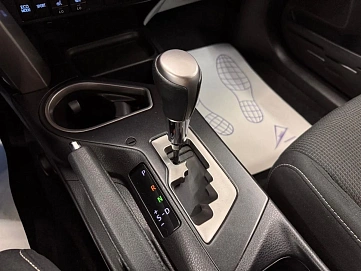 Toyota RAV4, 2019г, полный привод, автомат