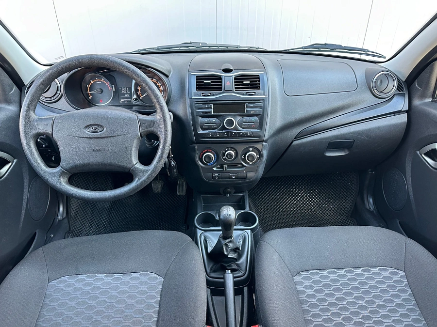 Lada (ВАЗ) Granta, 2023г., передний привод, механика