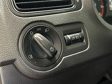 Volkswagen Polo, 2009г, передний привод, механика