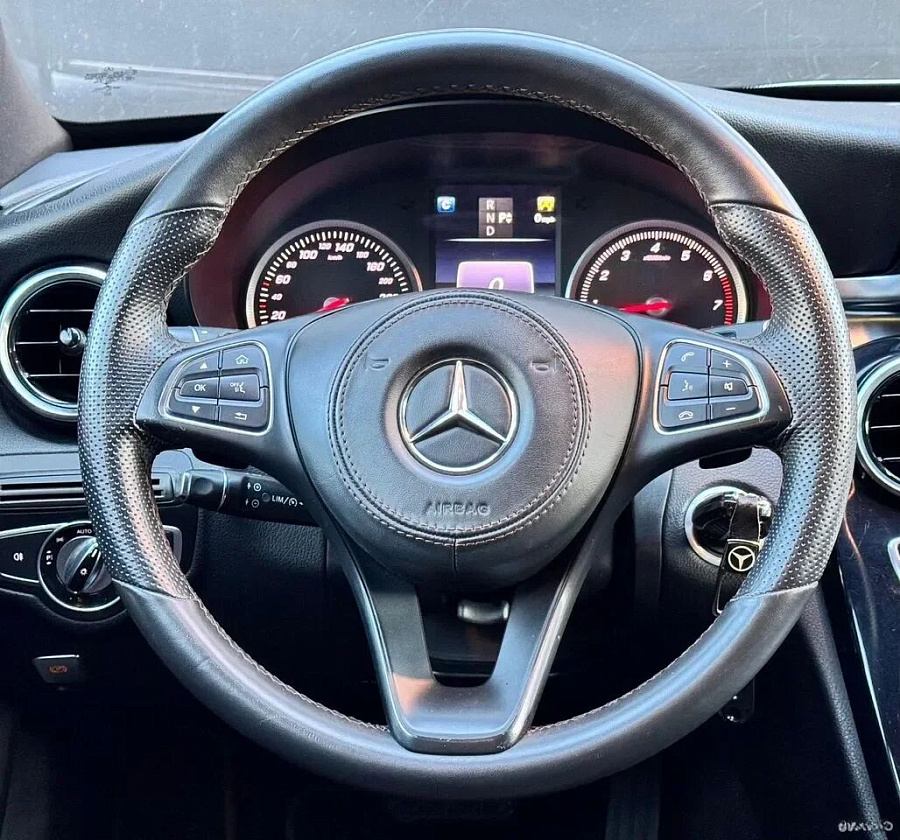 Mercedes-Benz , 2016г., задний привод, автомат