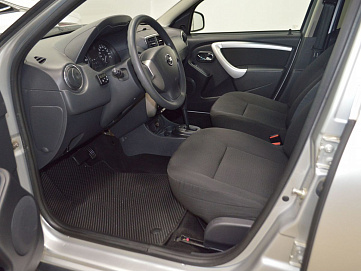Nissan Terrano, 2015г, передний привод, автомат