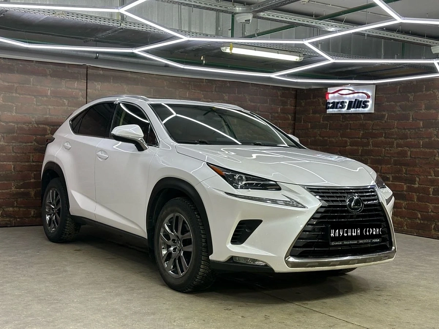 Lexus NX, 2018г., полный привод, вариатор