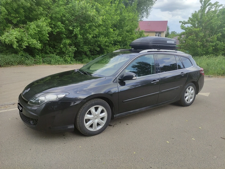 Renault Laguna, 2010г., передний привод, механика