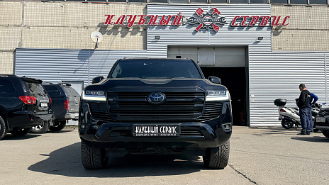 Toyota Land Cruiser, 2021г, полный привод, автомат