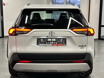 Toyota RAV4, 2025г, полный привод, вариатор