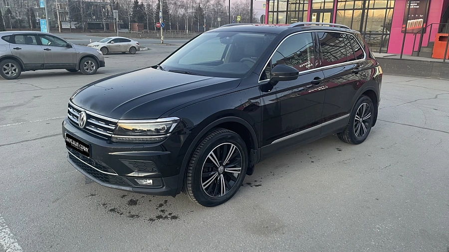 Volkswagen Tiguan, 2017г., полный привод, робот