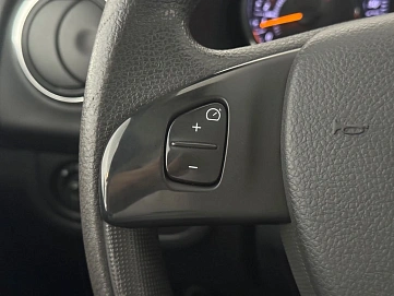 Renault Sandero, 2015г, передний привод, автомат