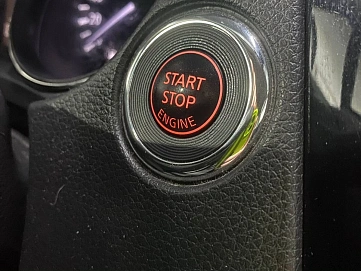 Nissan X-Trail, 2015г, передний привод, вариатор