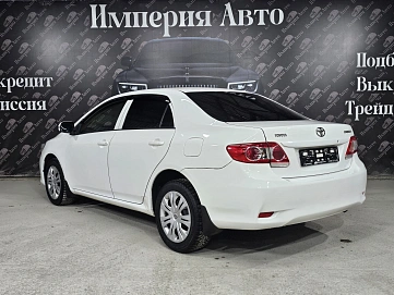 Toyota Corolla, 2011г, передний привод, автомат