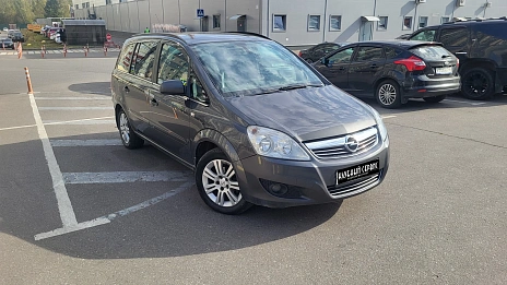 Opel Zafira, 2011г, передний привод, робот