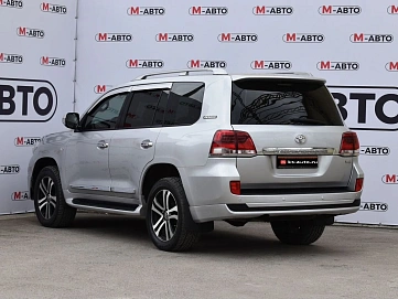 Toyota Land Cruiser, 2011г, полный привод, автомат