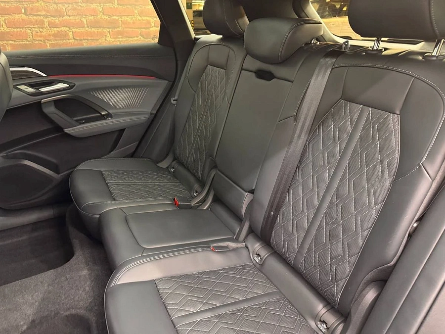 Audi Q5, 2025г., полный привод, робот
