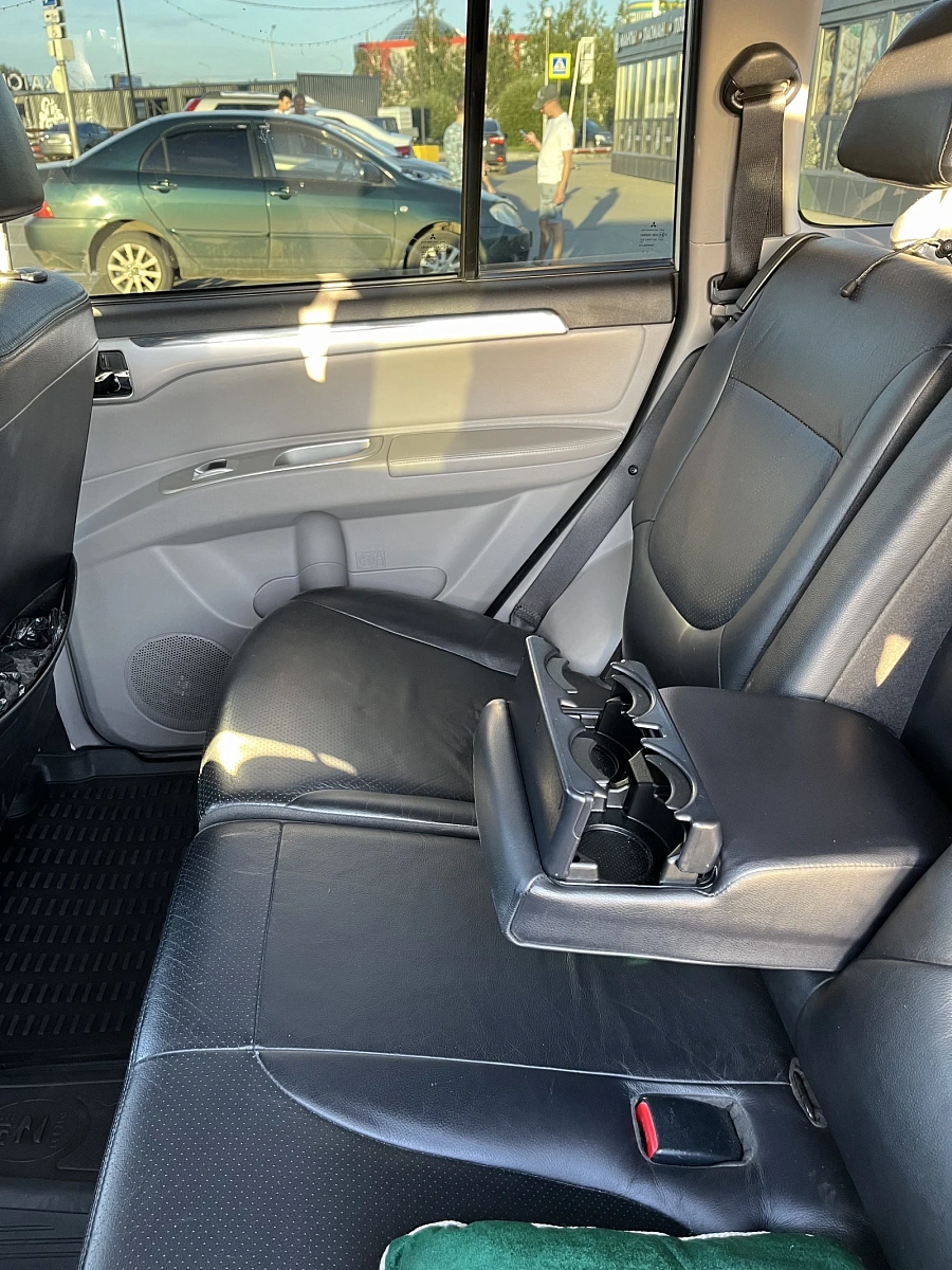 Mitsubishi Pajero Sport, 2011г., полный привод, автомат