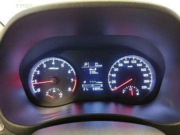 Hyundai Solaris, 2018г, передний привод, автомат